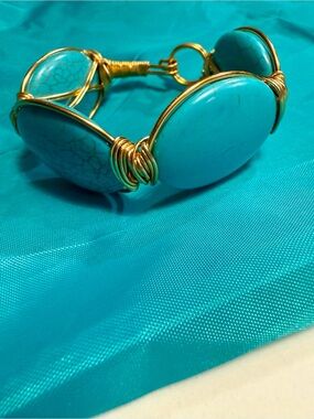 Artisan-Inspired Gold Tone Wire Wrapped Turquoise Howlite Statement Bracelet